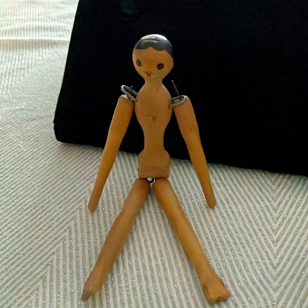 Antique/Vintage Wooden Peg Doll